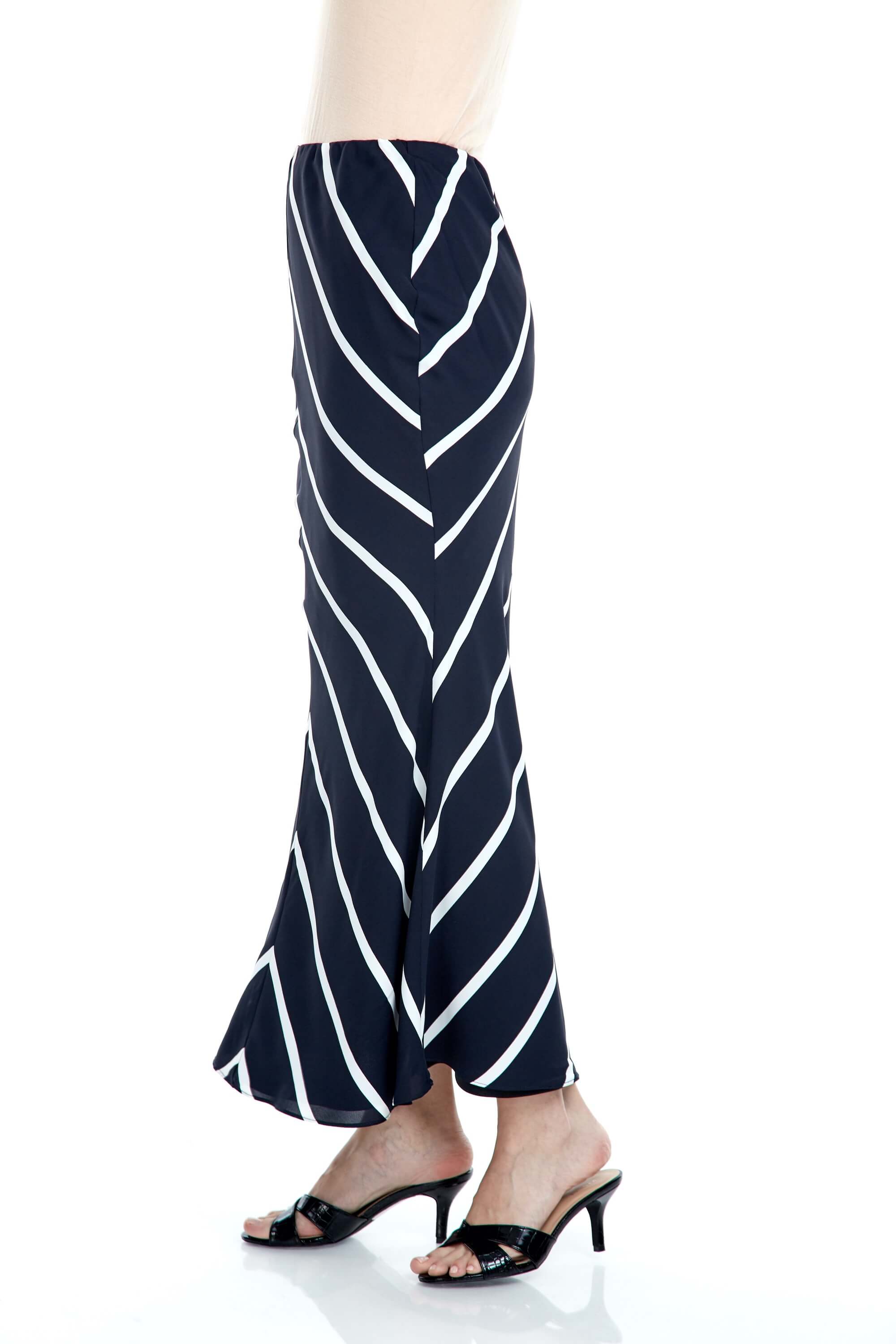 Fatma Navy Stripe Skirt 3