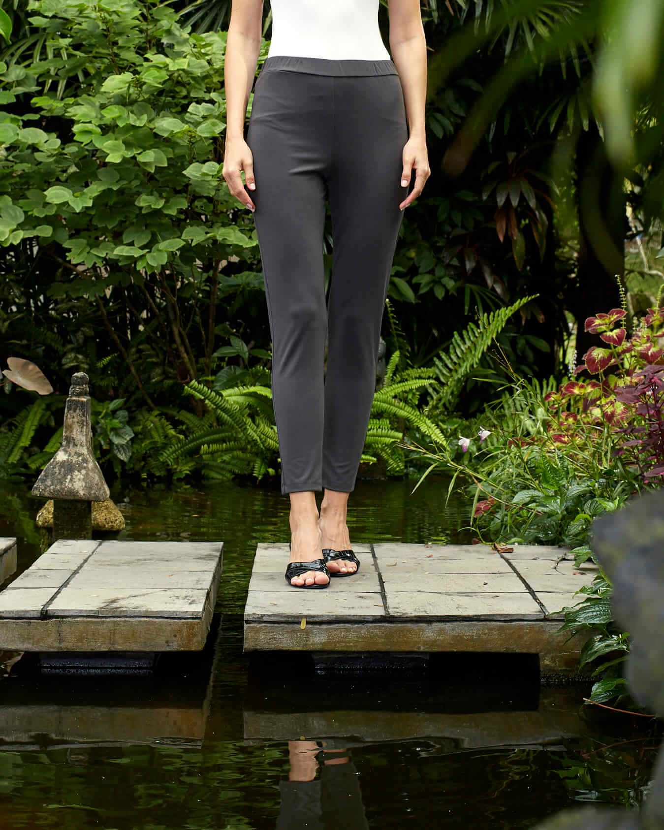 Jenny Grey Fitted Pants