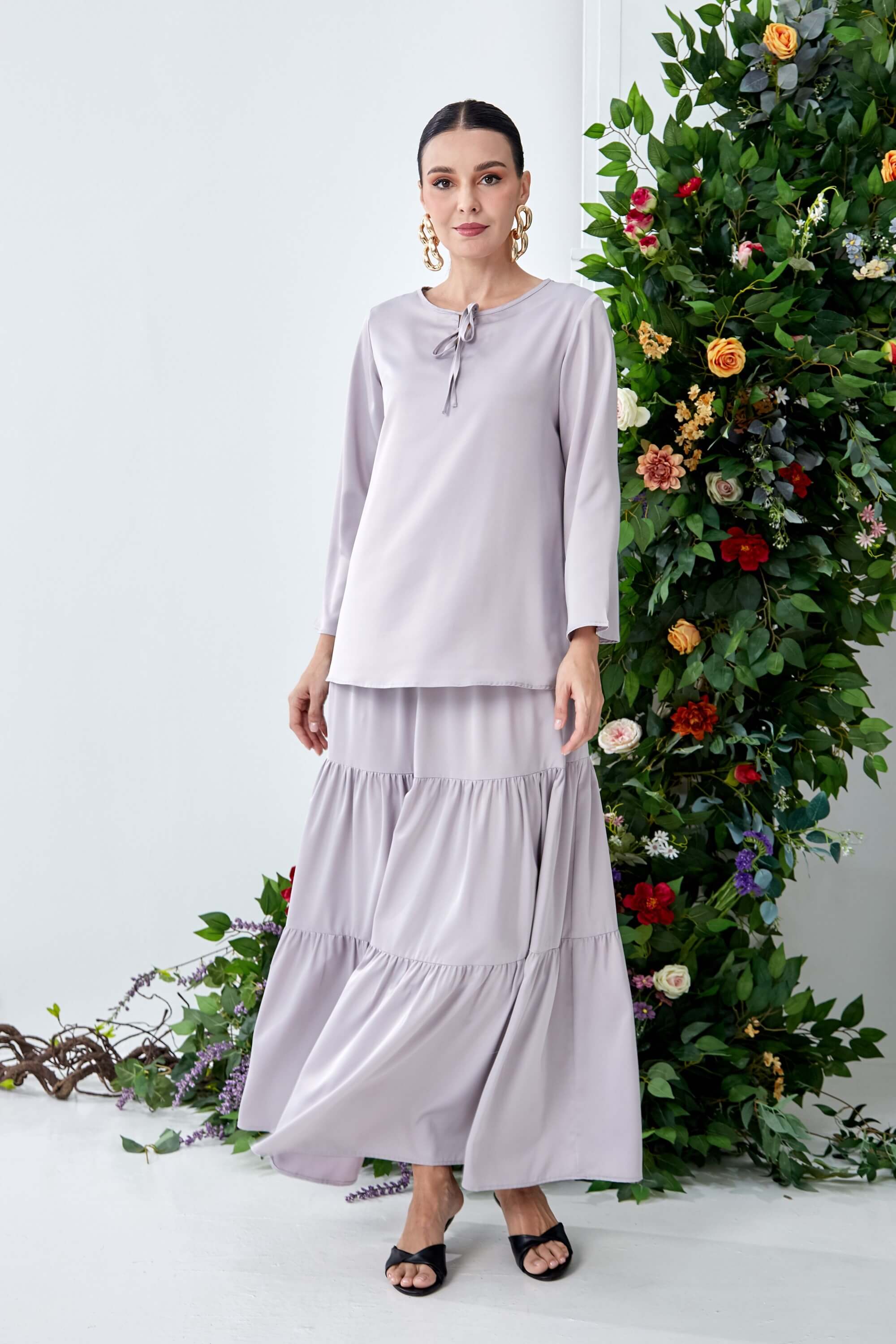 Chenta Light Grey Blouse + Tier Skirt (4)