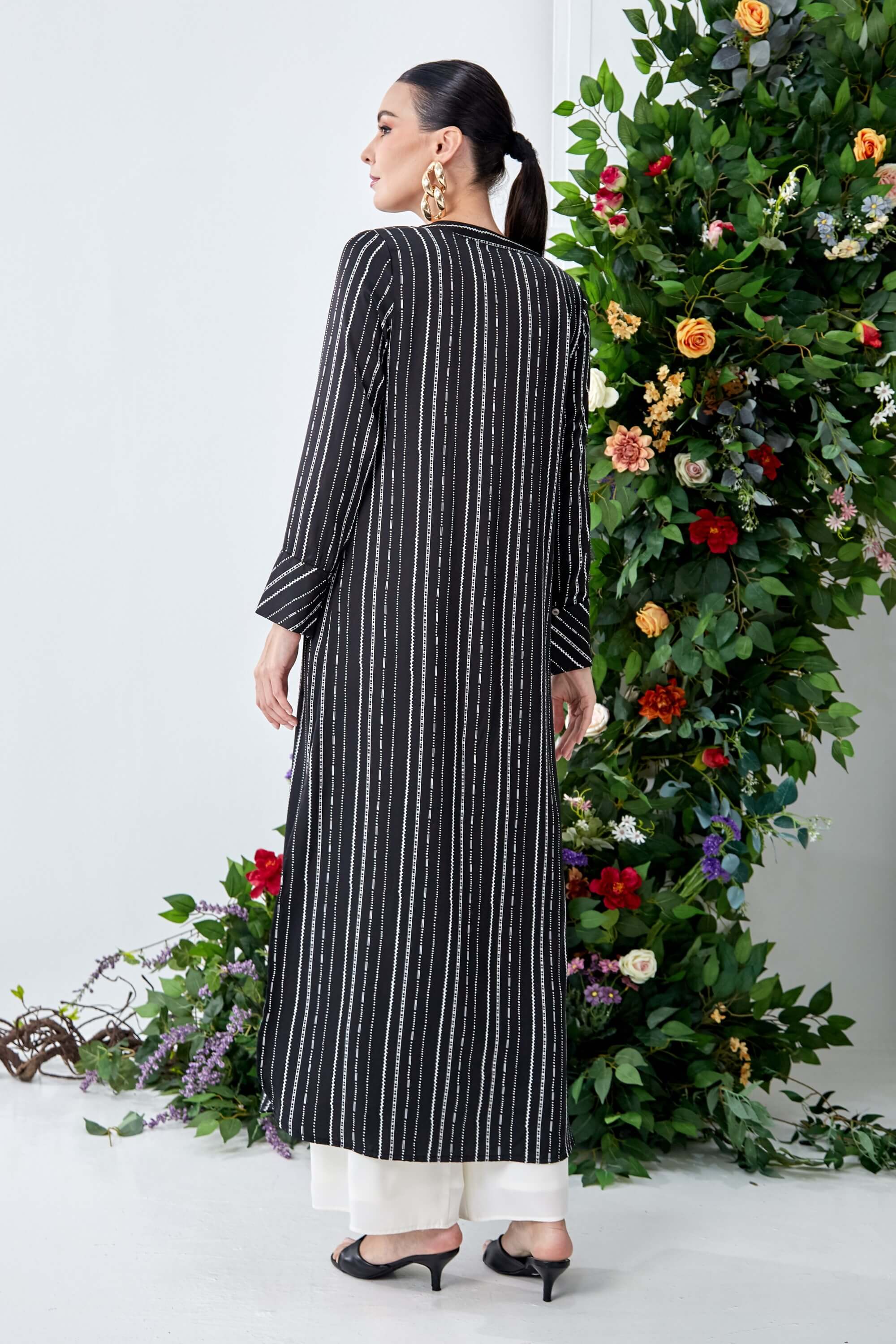 Mila Black Stripes Dress (2)