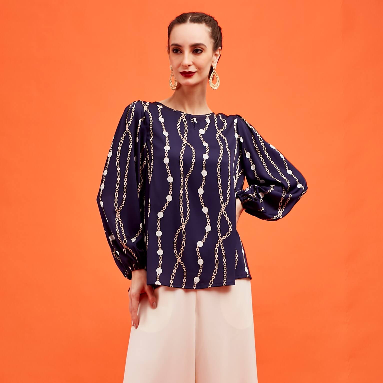 Willa Navy Blue Chain Printed Blouse (2)