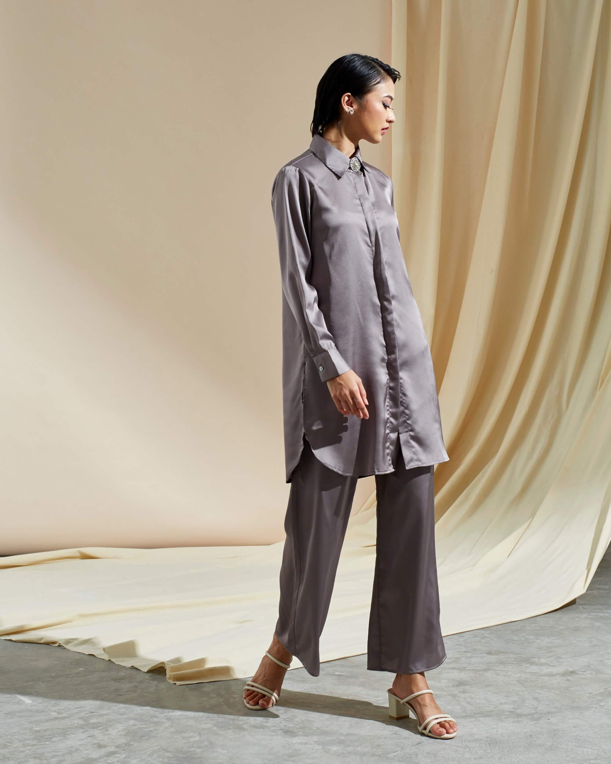 Safia Grey Shirt Blouse & Wide Leg Pants (Set) (3)