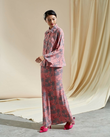Tania Pink Paisley Printed Blouse & Skirt (Set)