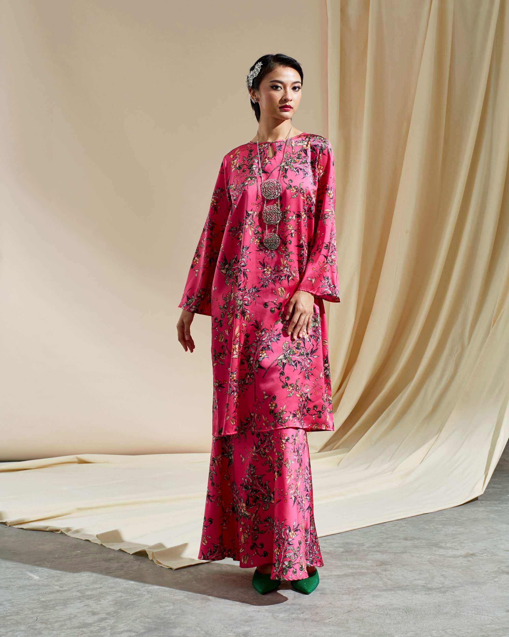 Zieya Pink Floral Printed Blouse & Skirt (Set) (2)