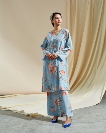 Zafra Blue Floral Printed Long Blouse & Skirt (Set)