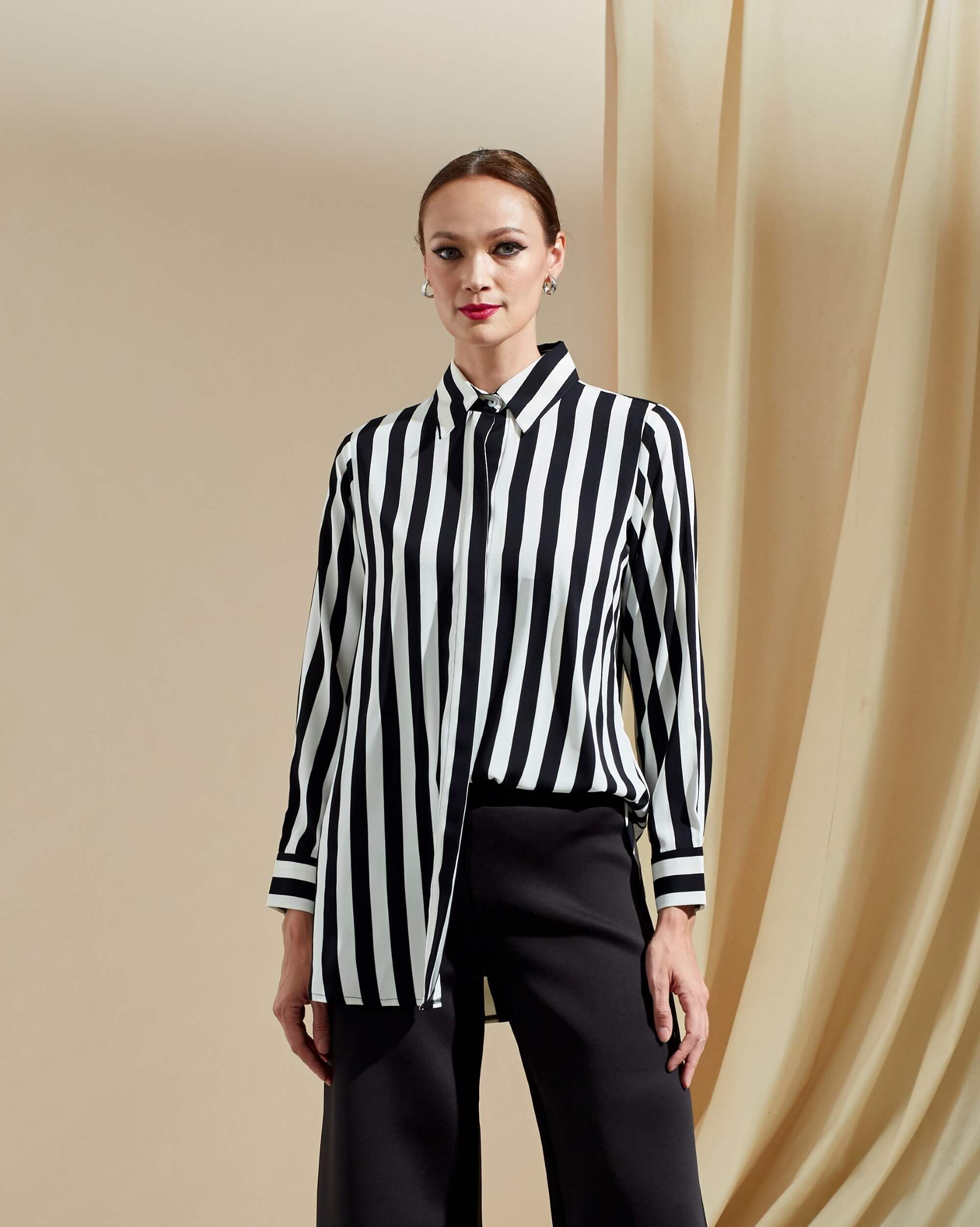 Niki WhiteBlack Big Stripe Shirt Blouse (4)