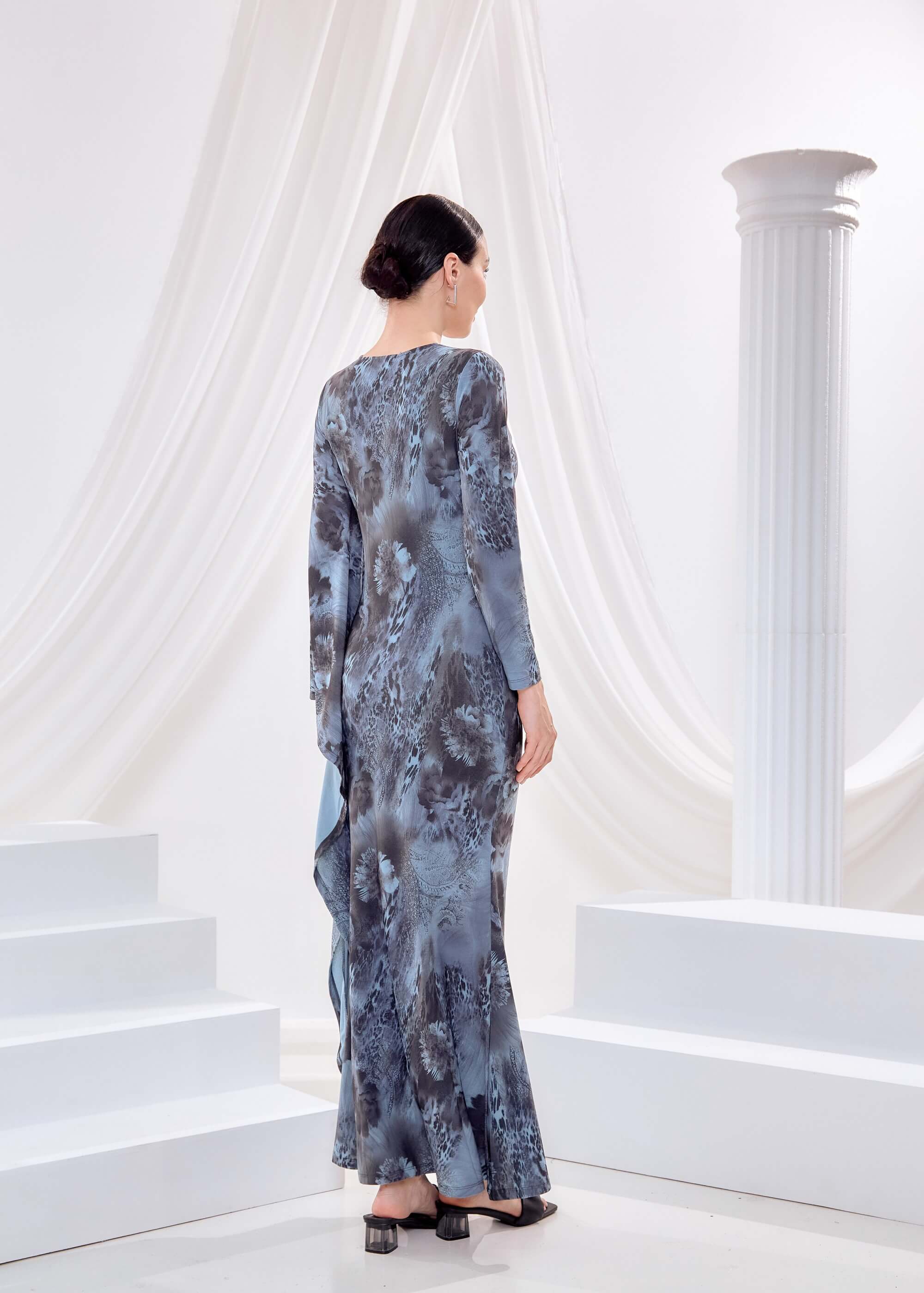 Anita Blue Floral Printed Dress (4)