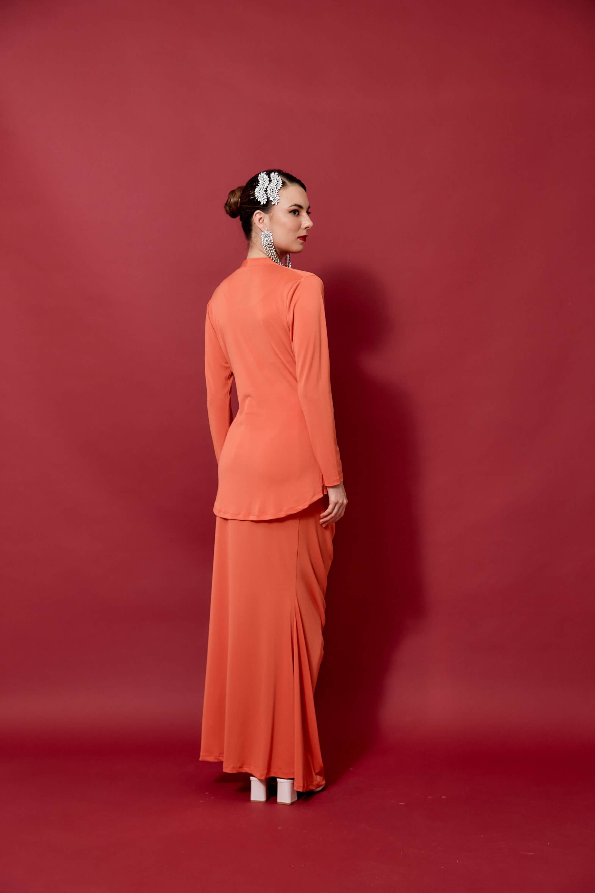 Natasya Orange Blouse & Skirt Set (3)