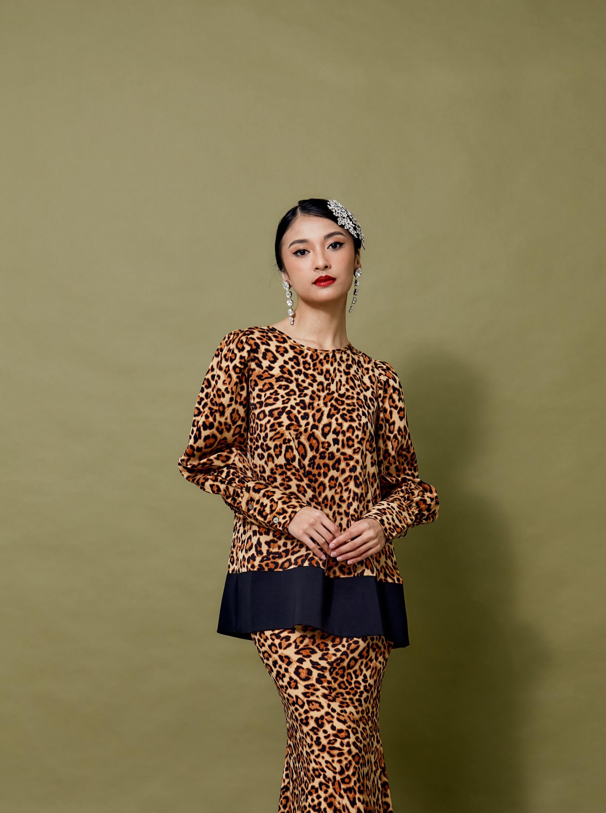 Waqia Brown Leopard Printed Blouse (4)