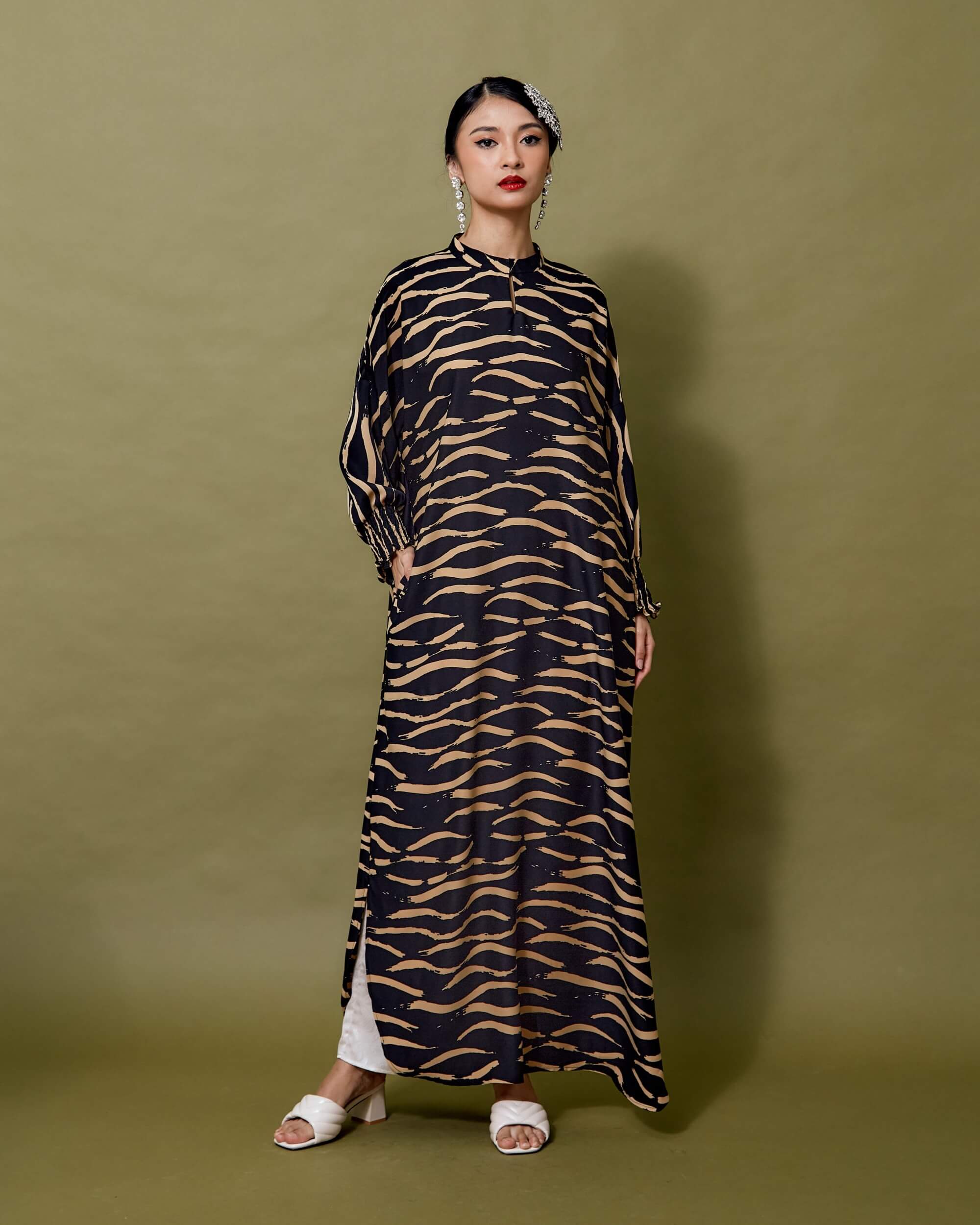 Bainun Black Brown Swirls Printed Dress (3)