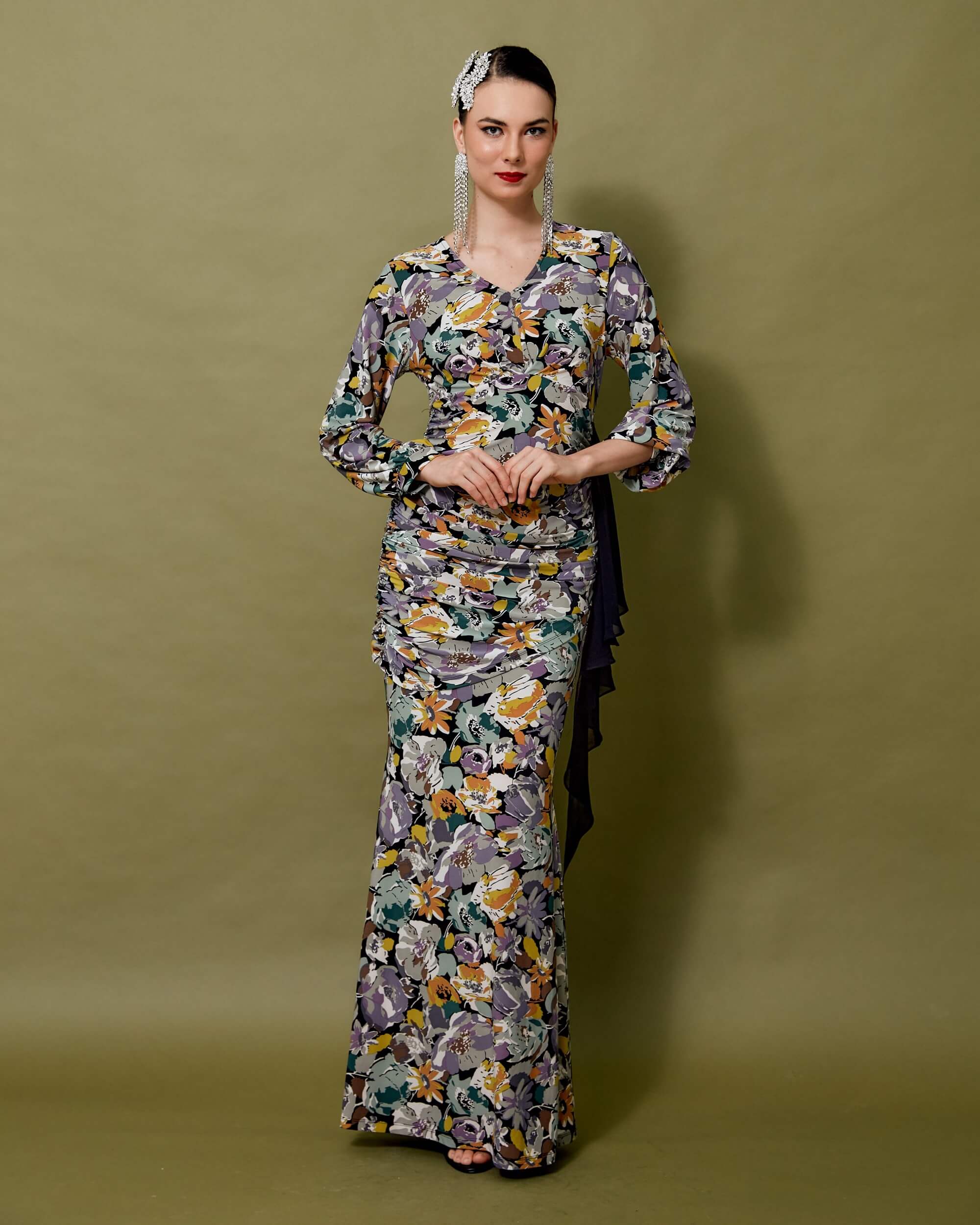 Seroja Green Floral Printed Blouse & Skirt Set (2)