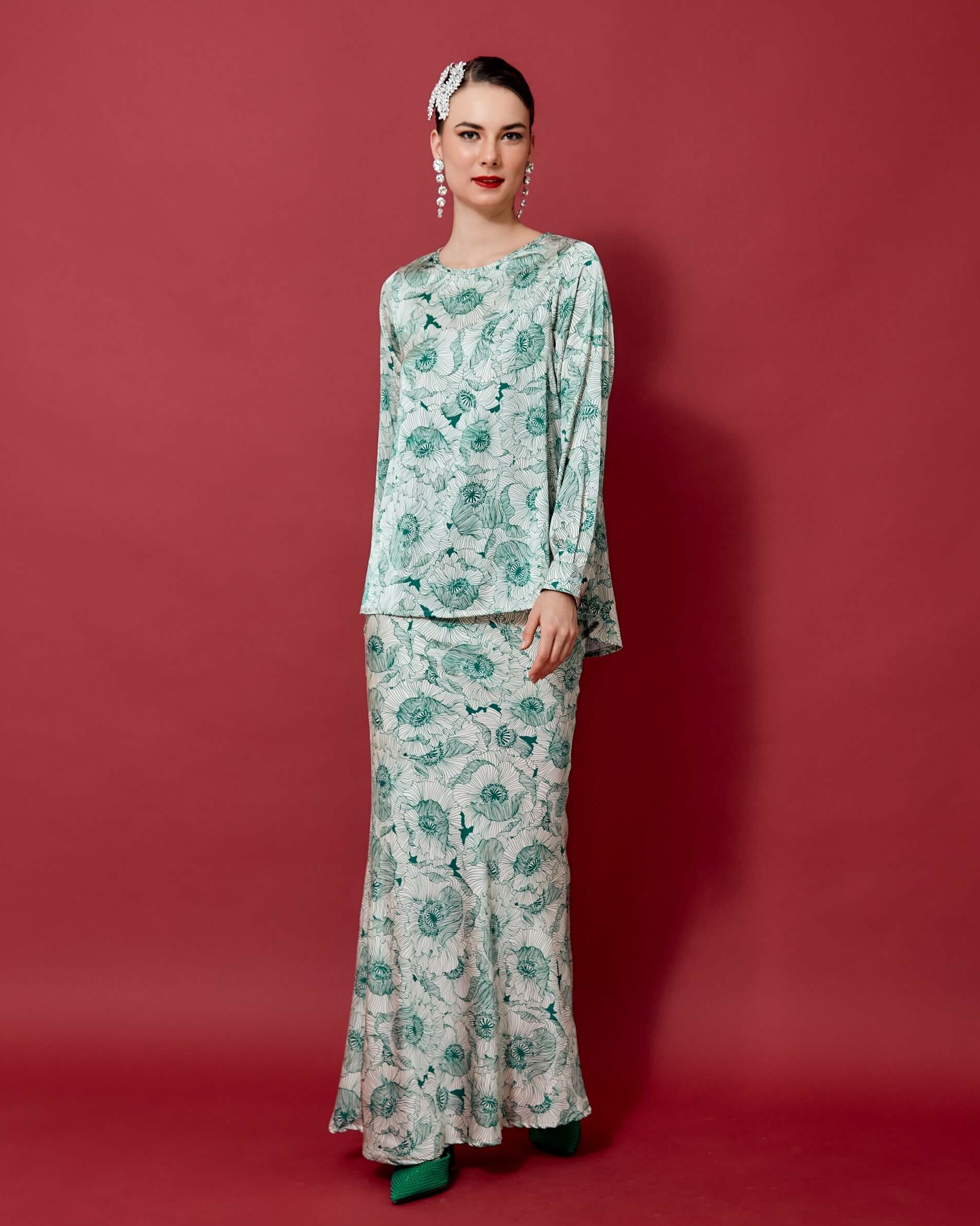 Wilma Green Floral Printed Blouse & Skirt Set (2)