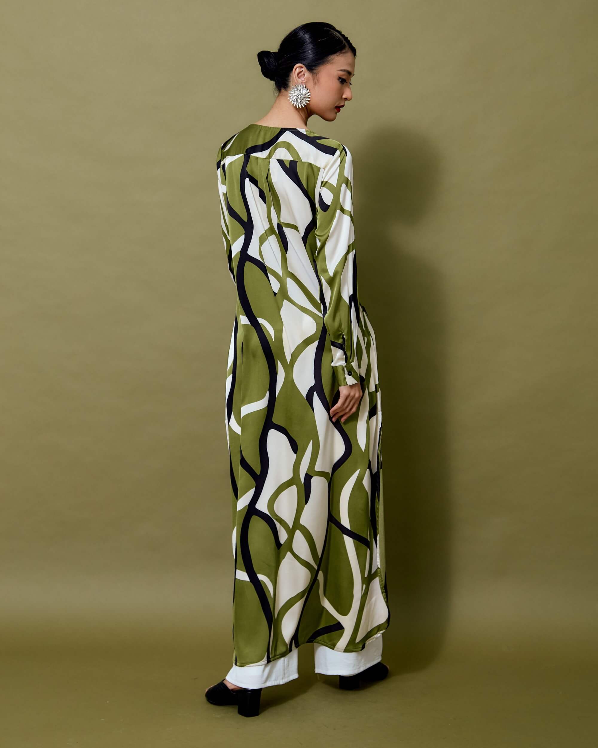 Melina Green Abstract Printed Dress (4)