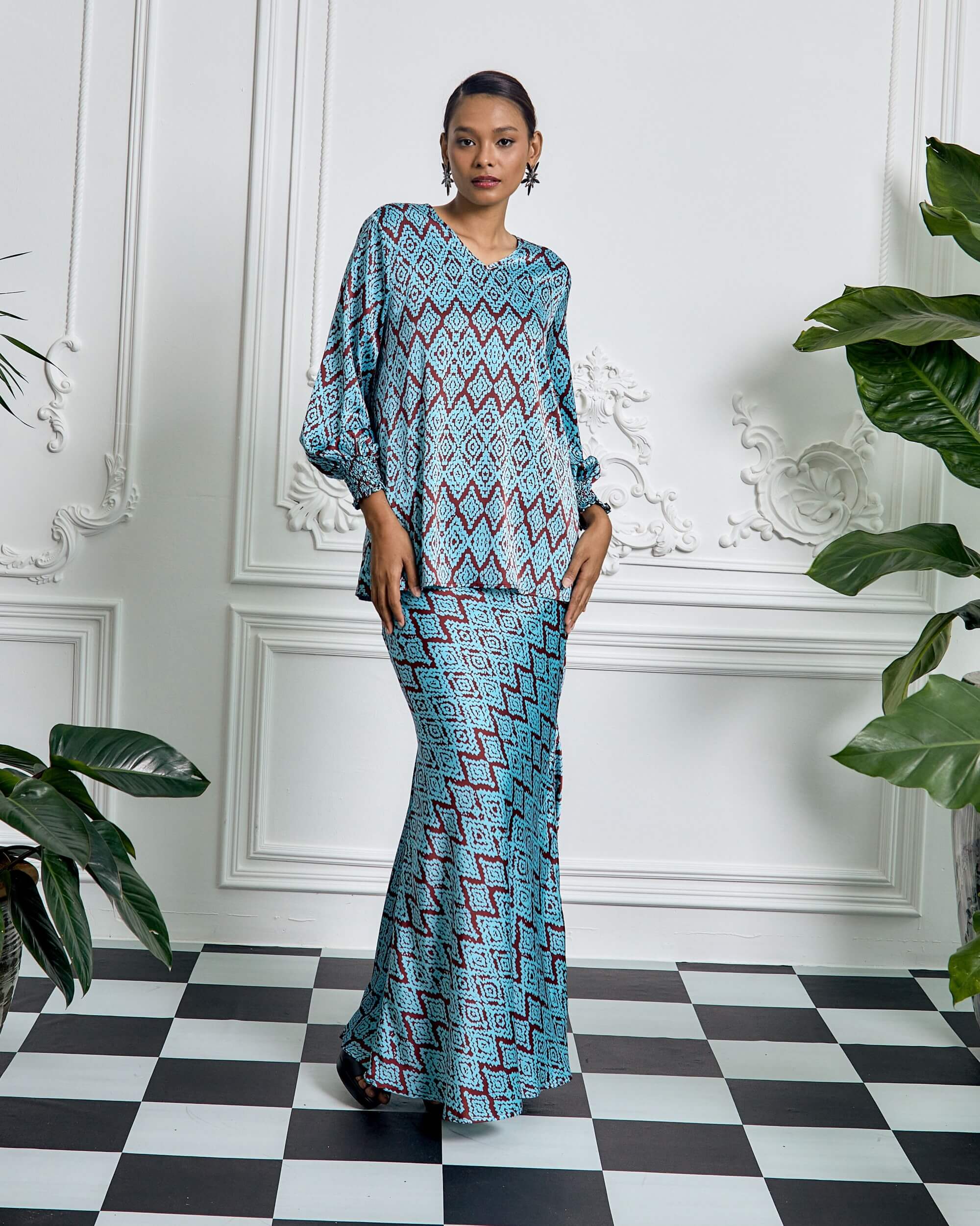Nelly Turquoise Batik Printed Blouse & Skirt Set (2)