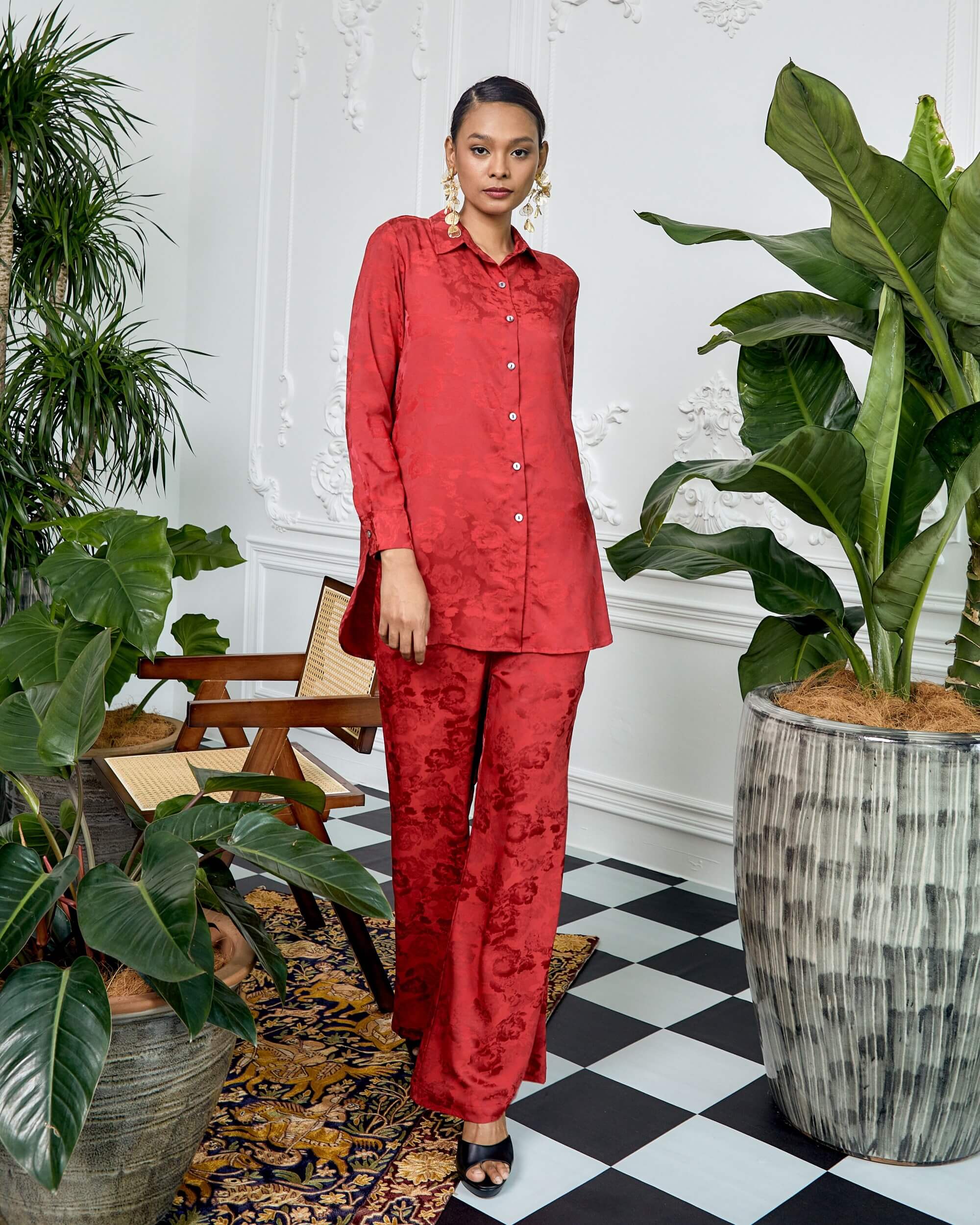 Niki Red Floral Printed Shirt Blouse & Pants Suit (3)