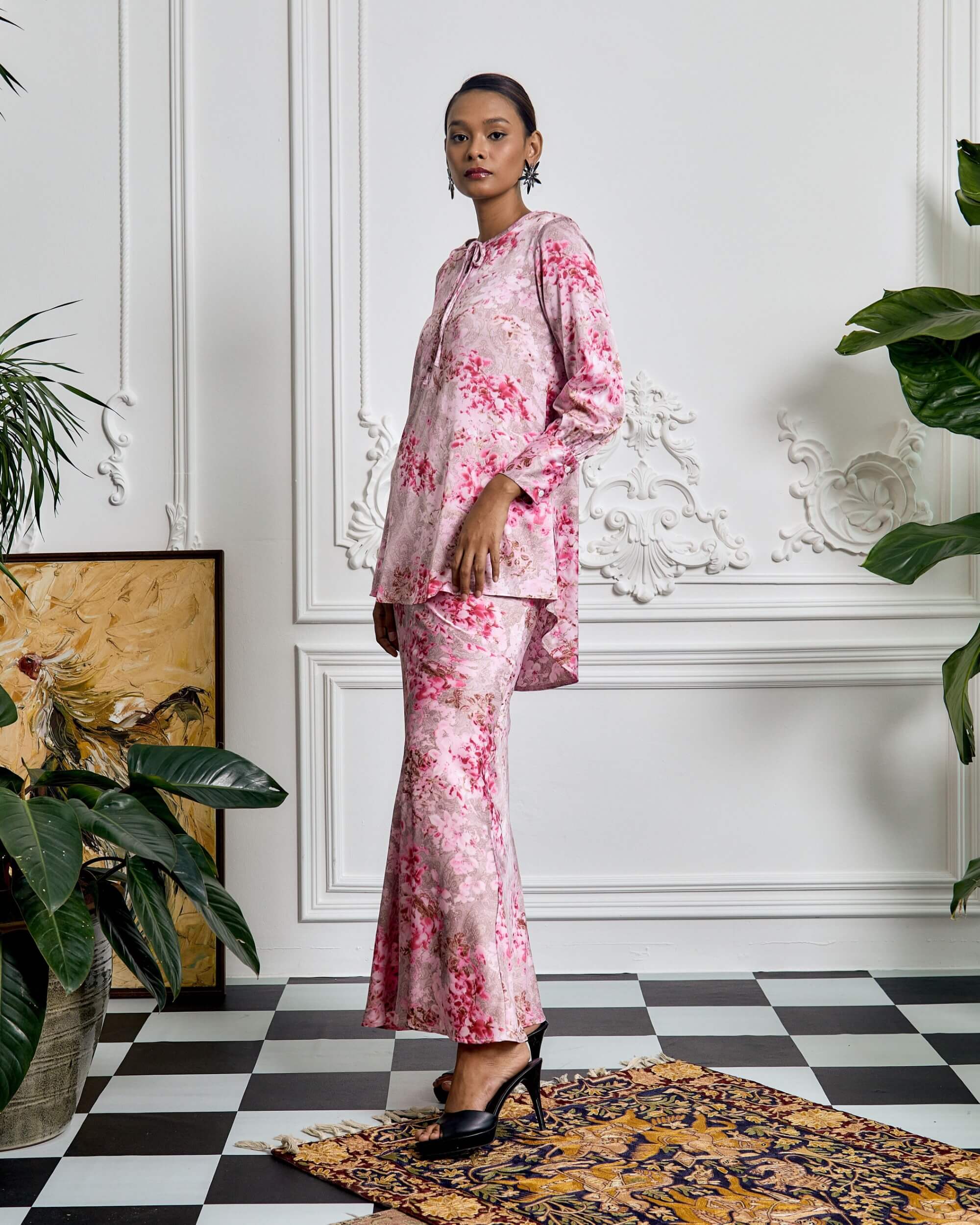 Waqia Pink Floral Printed Blouse & Skirt Set