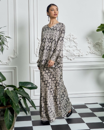 Wulan Beige Batik Printed Blouse & Skirt Set